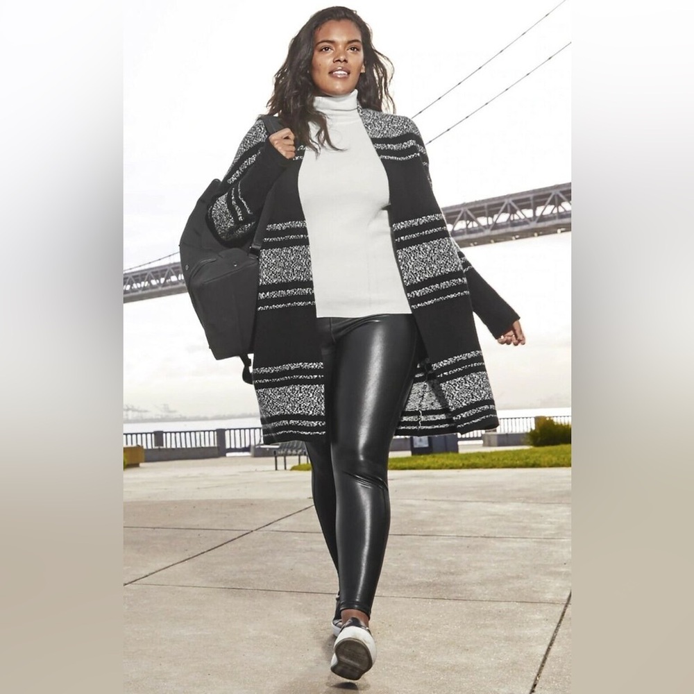athleta vegan all over gleam tight stretchy leggings in black medium